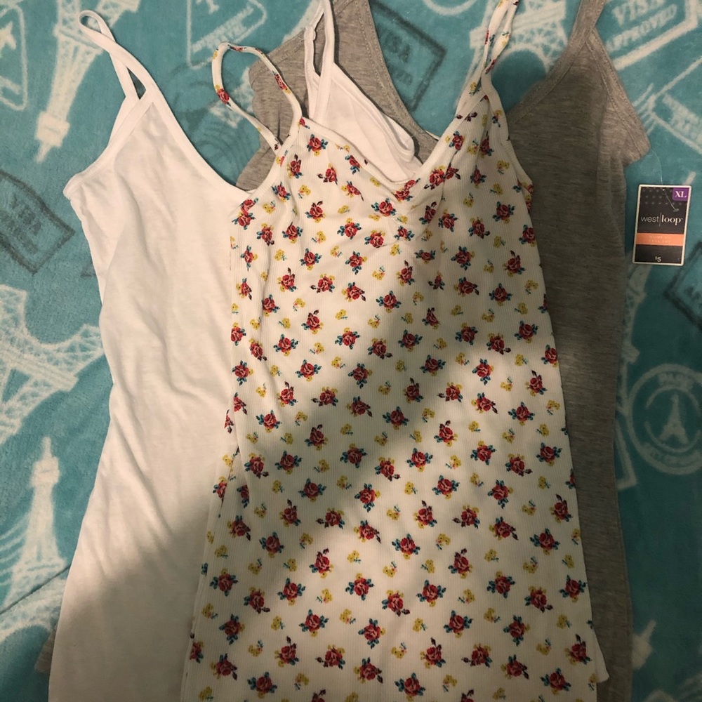3 pack of tank tops!!